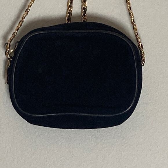 Ann Taylor Y2K Vintage Black Suede Leather Chain Strap Crest Crossbody Bag - Picture 4 of 8